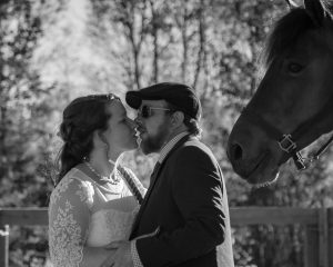 photographie de mariage, lifestyle, photographe professionnelle, portrait des mariés, portrait iconique, photographie de famille,Isabelle Michaud photographe, Mont-Tremblant, Montréal, Laurentides, Rive-Nord, Québec