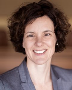 MRC des Laurentides, Kathy Poulin, mairesse de Val-David, portrait corporatif, portrait d'affaires, photographe professionnelle, photo commerciale, photo pour site web et réseaux sociaux, Isabelle Michaud photographe, MRC des Laurentides, Val-David, Rive-Nord, Québec