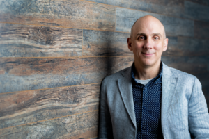 Éric Gauthier, naturopathe, portrait corporatif, portrait d'affaires, photographe professionnelle, photo commerciale, photo pour site web et réseaux sociaux, Isabelle Michaud photographe, Laurentides, Mont-Tremblant, Montréal, Rive-Nord, Québec