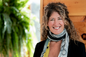 portrait corporatif, portrait d'affaires, France Tremblay, marketing, photographie professionnelle, photo commerciale, photo pour site web et réseaux sociaux, Isabelle Michaud photographe, Laurentides, Mont-Tremblant, Montréal, Rive-Nord, Québec